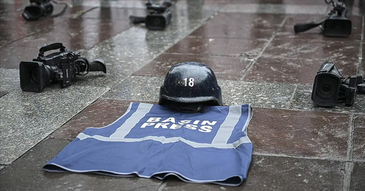 Genç Gazete 3 Mayıs Tarihte Hangi Olaylar Yaşandı Felaketler, Zaferler, İlkler Ve Dönüm Noktaları Bu Güne Nasıl Damga Vurdu 11
