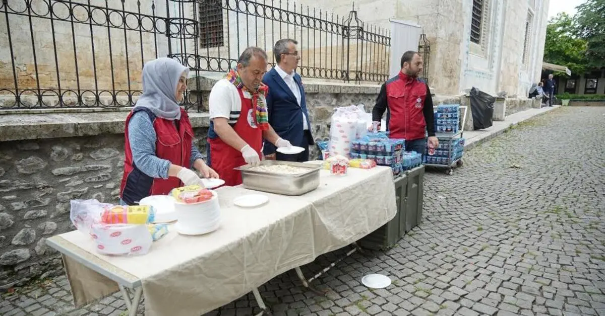 Genç Gazete Çelebi Sultan Mehmed, Vefatının 604. Yılında Bursa’da Dualarla Anıldı 3