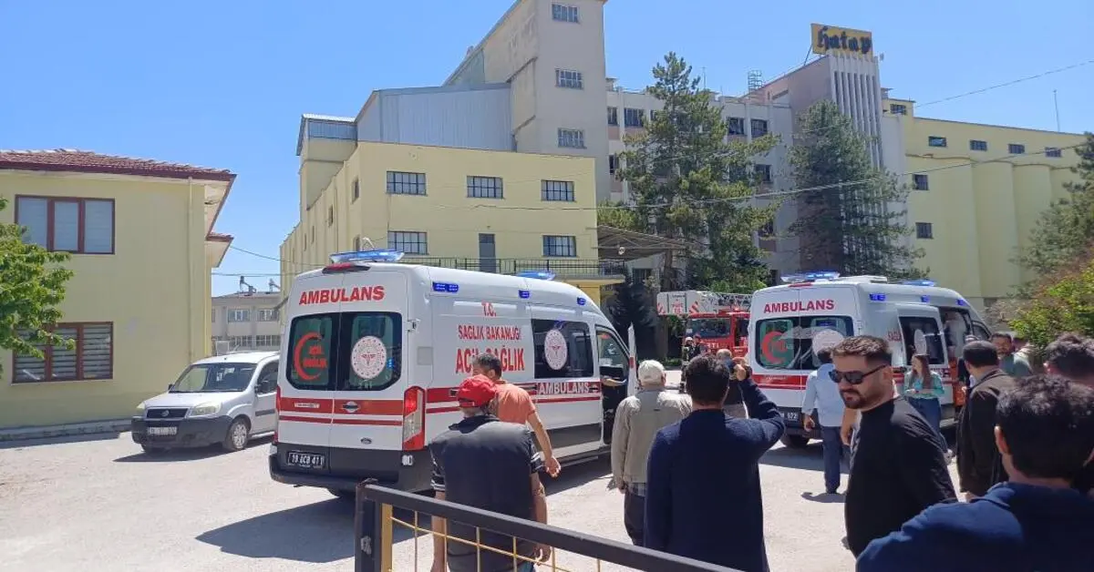 Genç Gazete Çorum'da Un Fabrikasındaki Patlama 8 Kişi Yaralandı 1