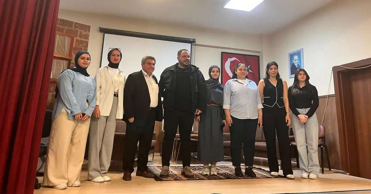 Genç Gazete Geleceğin Meslekleri Bu Seminerde Konuşuldu 1