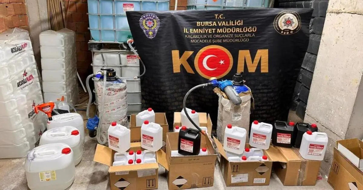 Genç Gazete İnegöl Ve Osmangazi’de Eş Zamanlı Dev Operasyon Milyonlarca Makaron Ve Binlerce Litre Etil Alkol Ele Geçirildi 11