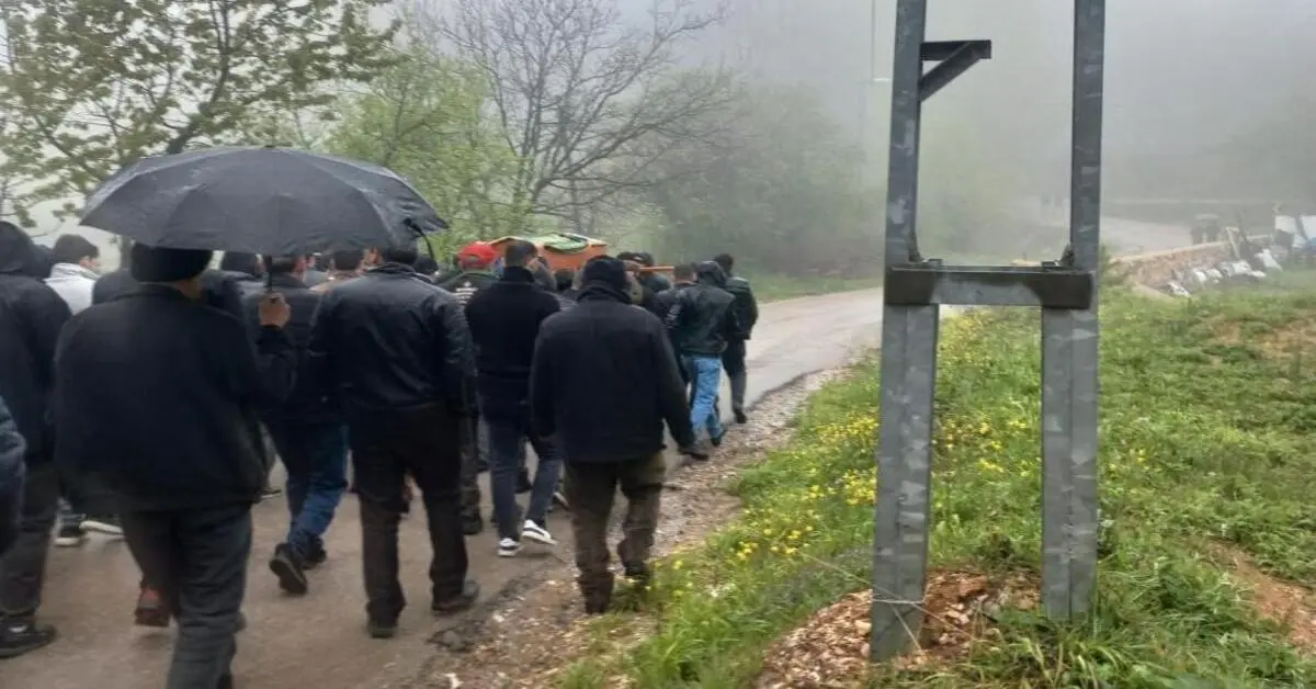 Genç Gazete İnegöl'de Köstebek Tabancasının Patlamasıyla Ölen Genç Toprağa Verildi 1