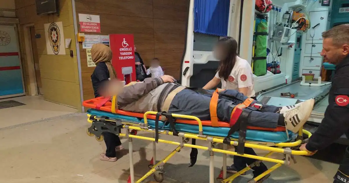 Genç Gazete İnegöl’de Otomobil Sürücüsü Motosikletliye Çarpıp Kaçtı 1