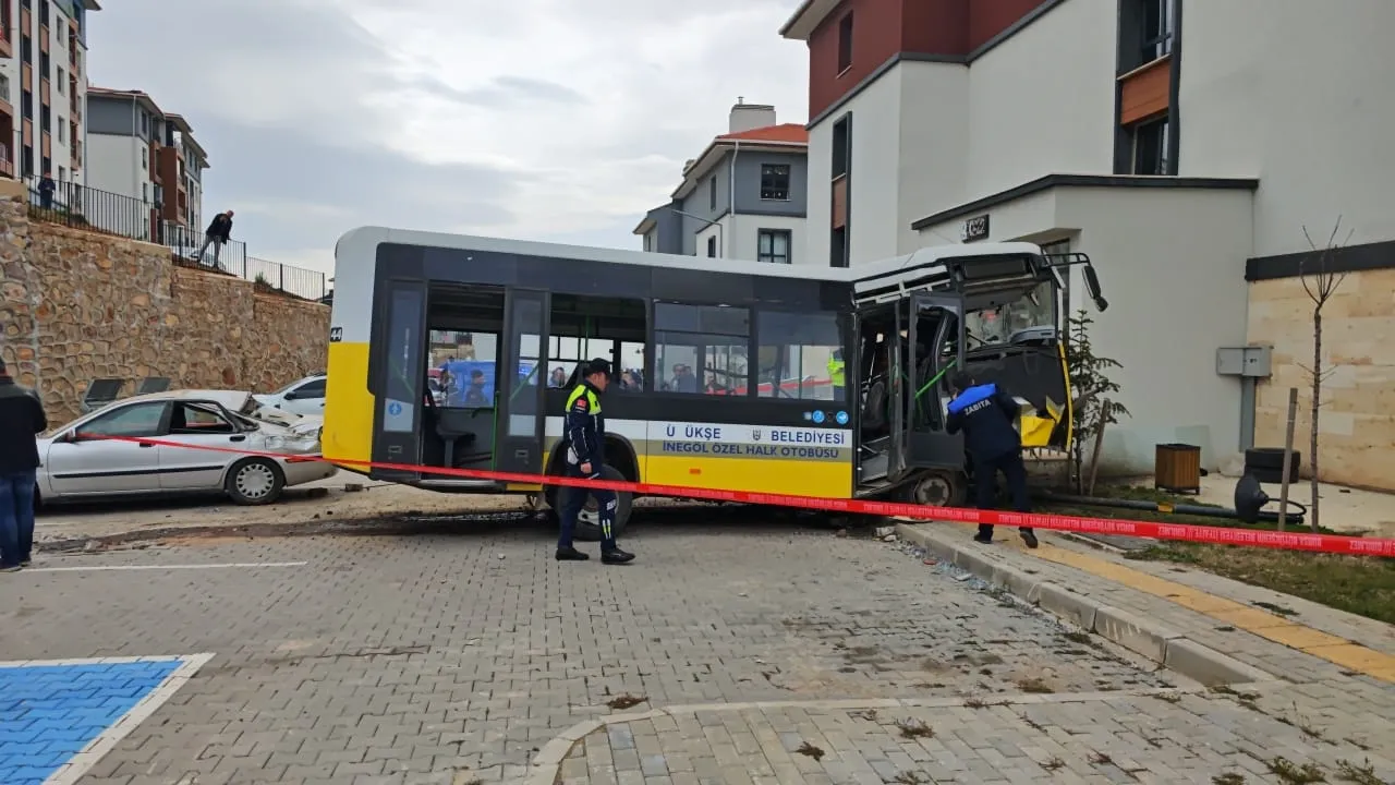 Genç Gazete İnegöl’deki Feci Kazadan Acı Haber! 1