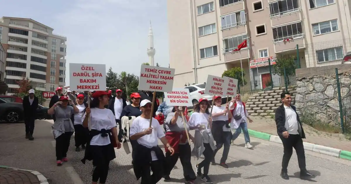 Genç Gazete Kestel'deki Darülşifa Bakım Merkezi'nde Engelli Bireylerden Anlamlı Farkındalık Günü Etkinliği 6