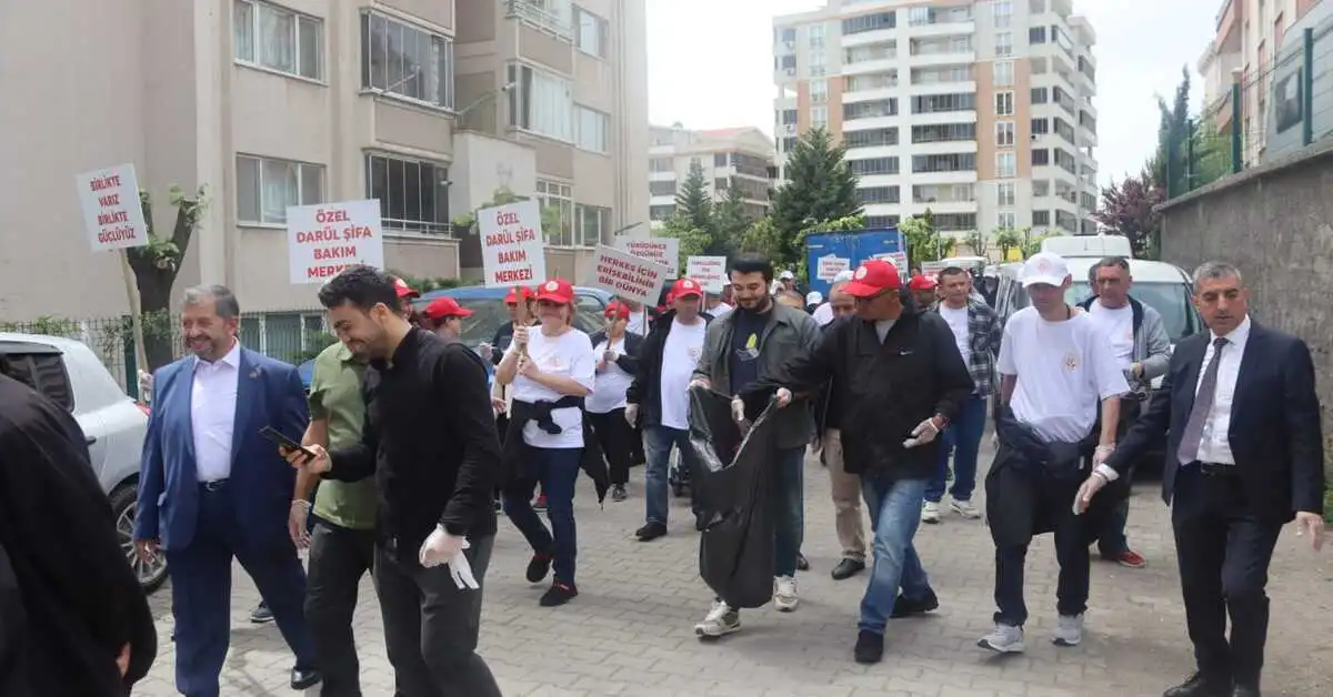 Genç Gazete Kestel'deki Darülşifa Bakım Merkezi'nde Engelli Bireylerden Anlamlı Farkındalık Günü Etkinliği