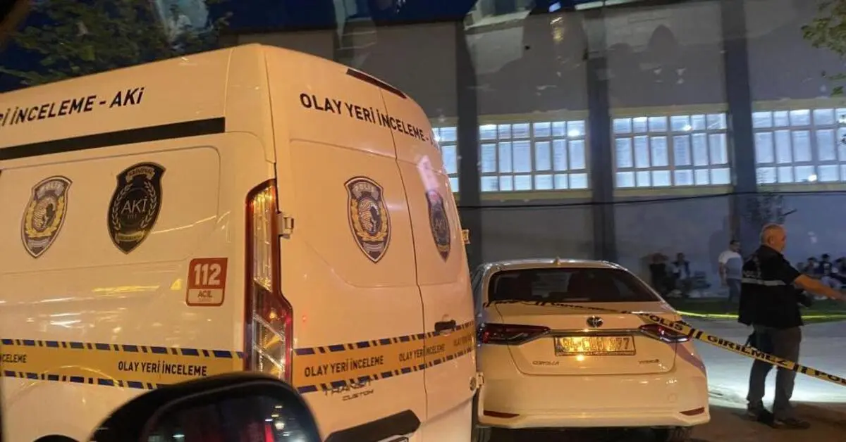 Genç Gazete Küfürleşme Kavgası Kanlı Bitti 15 Yaşındaki Çocuk 17 Yaşındaki Çocuğu Bıçakladı 1