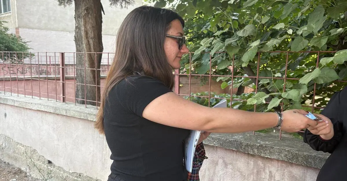 Genç Gazete Uludağ Üniversitesi Öğrencilerden Sokak Hayvanlarına Destek “Bir Kap Su, Bir Kap Mama” 3