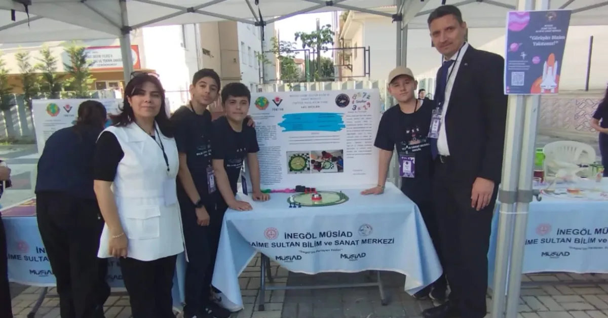 İnegöl Bi̇lsem Tübi̇tak 4006 Bilim Şöleniyle Fark Yarattı Genç Beyinlerden 20 Özgün Proje (11)