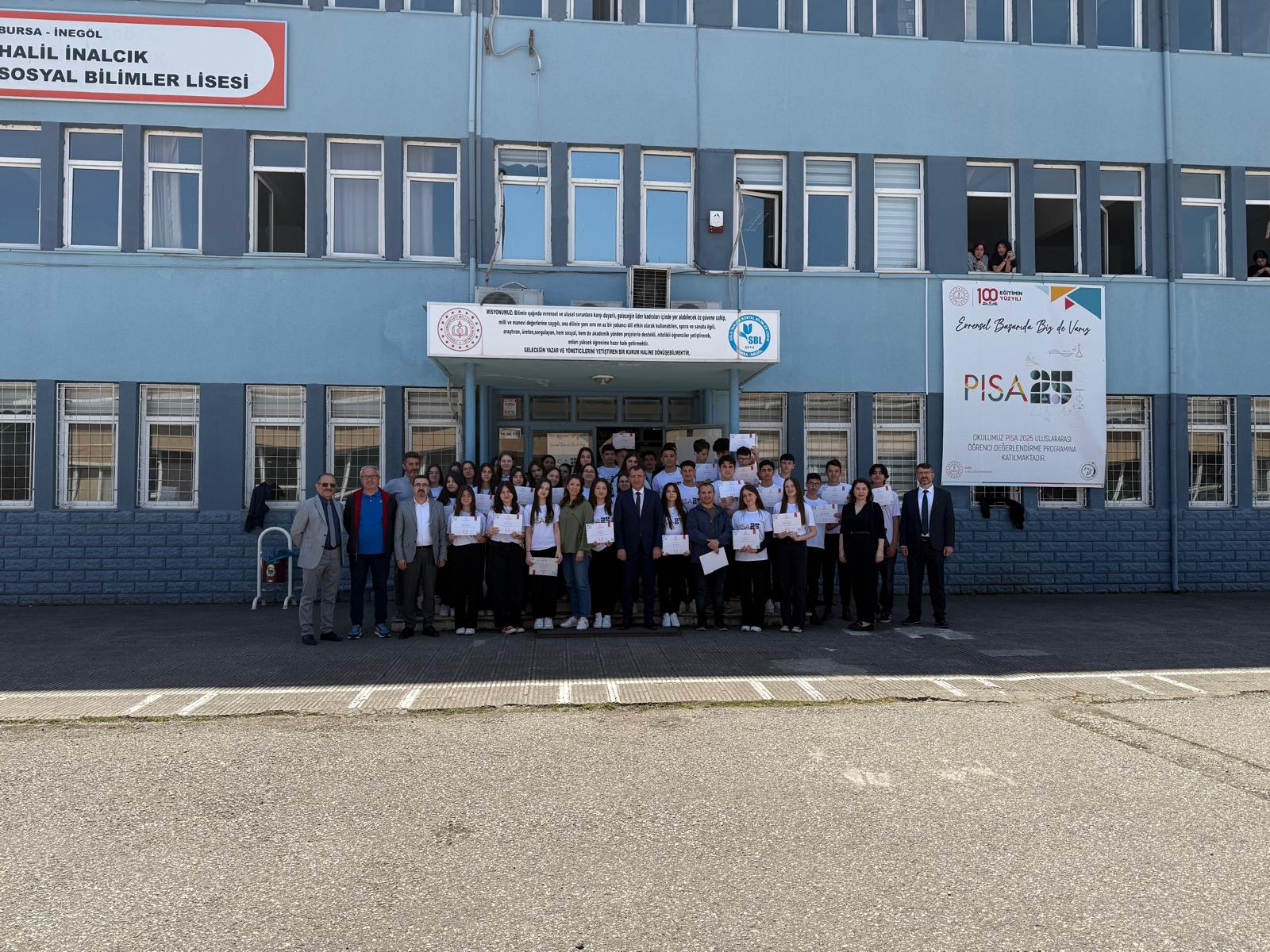 İnegöl Halil İnalcık Lisesi, Pisa 2025’Te Türkiye’yi Gururla Temsil Etti Gencgazete Hisbil (5)