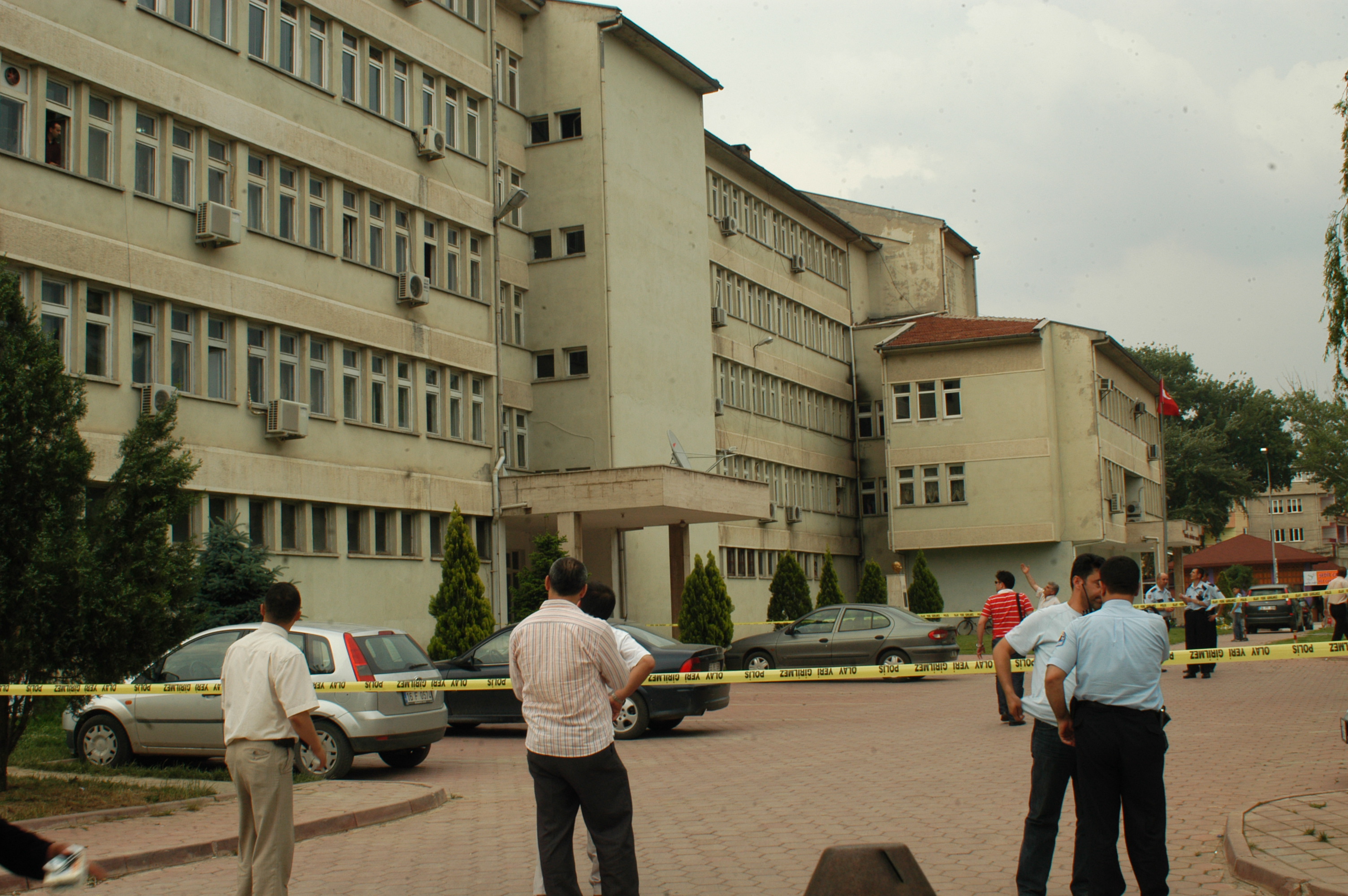 İnegöl Hükümet Konağı Karıştı Gencgazete Arsivden Haber (1)