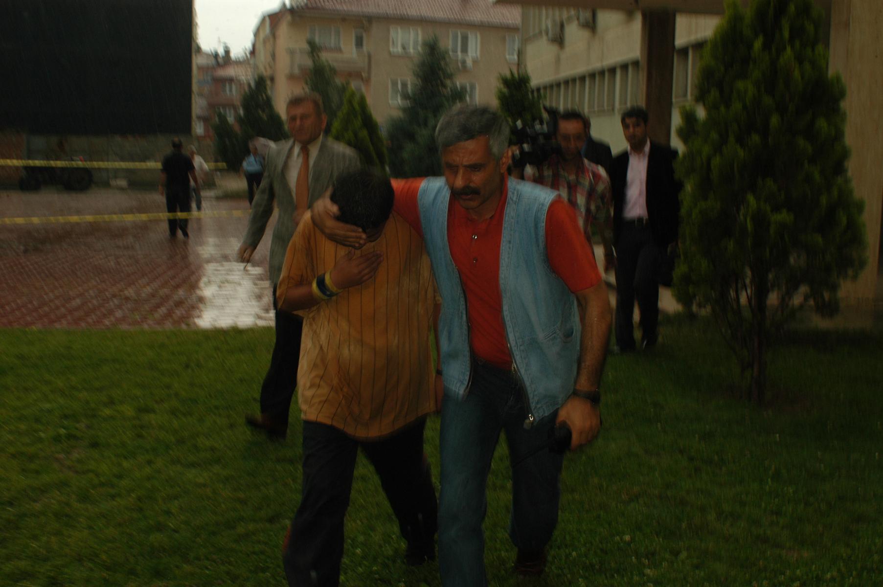 İnegöl Hükümet Konağı Karıştı Gencgazete Arsivden Haber (4)