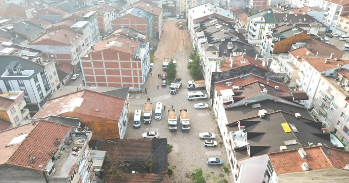 İnegöl’de 38 Bina Kamulaştırıldı Otopark Ve Oyun Alanları Mahallelere Nefes Aldırıyor (5)