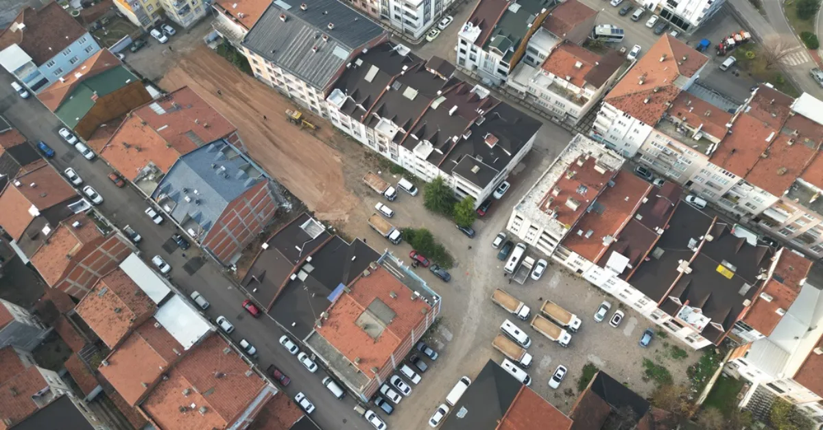 İnegöl’de 38 Bina Kamulaştırıldı Otopark Ve Oyun Alanları Mahallelere Nefes Aldırıyor (6)