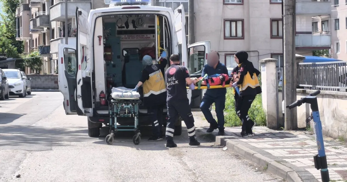 İnegöl'de 6 Yaşındaki Çocuk Balkondan Düşerek Yaralandı (2)