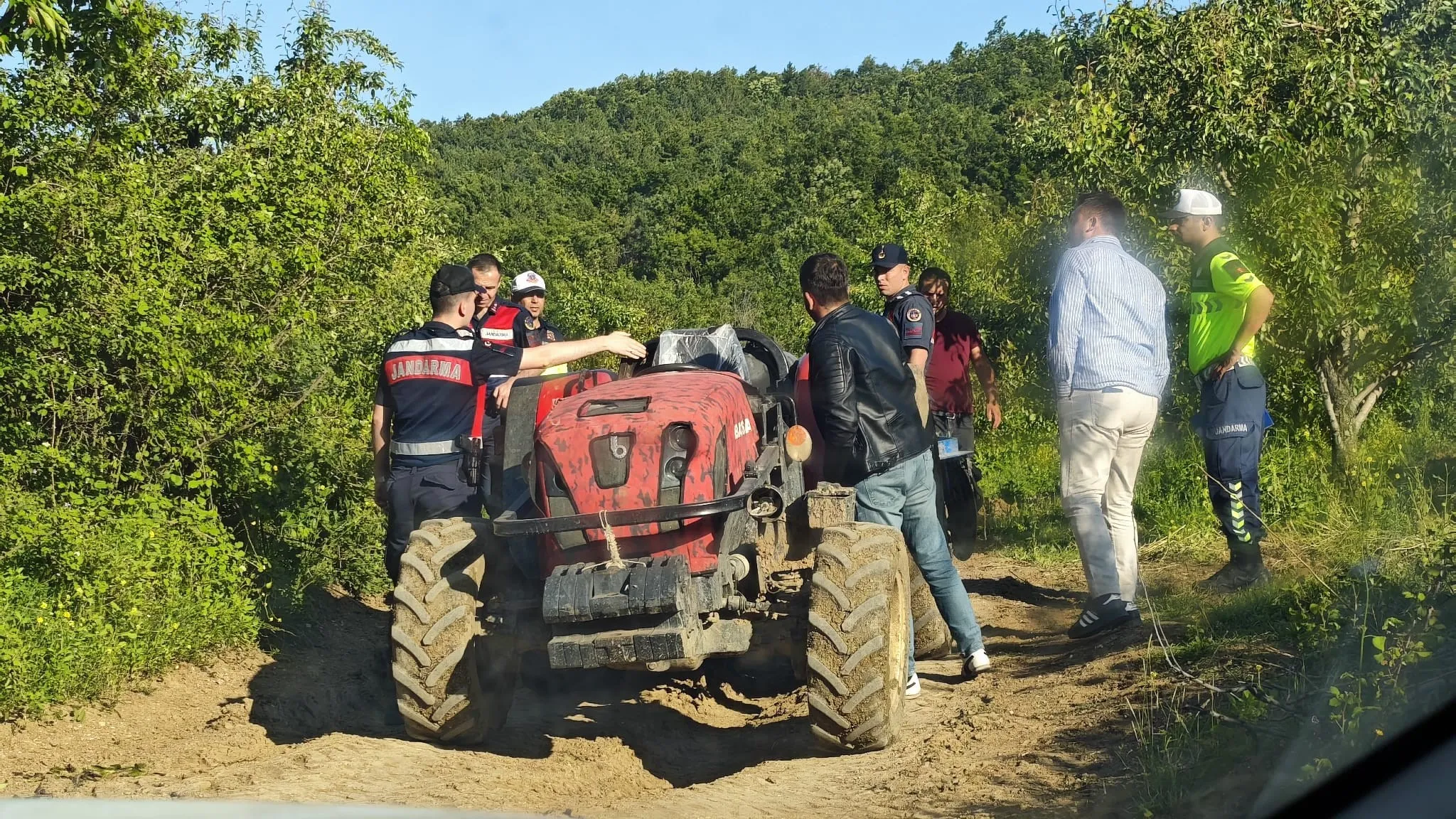 İnegöl’de Kazadan Acı Haber Geldi 7 Yaşındaki Nur Hayata Tutunamadı! (1)