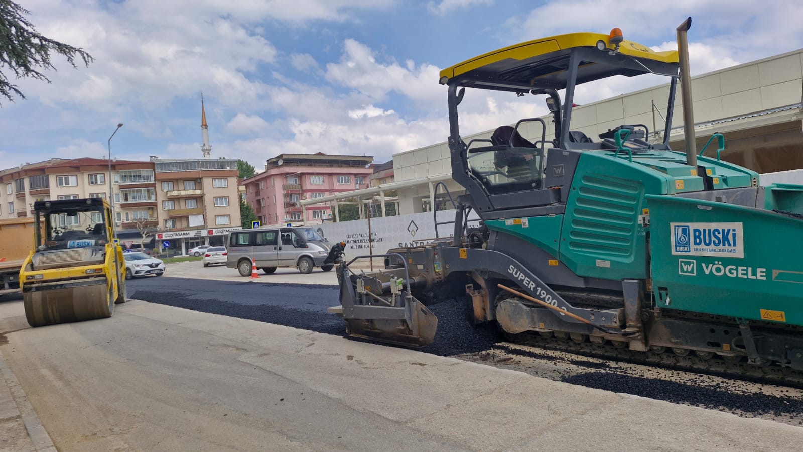 İnegöl'de Yol Çalışması Trafik Tek Yönlü İlerliyor (3)