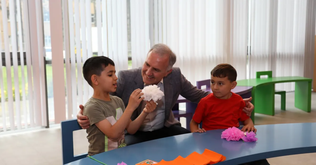 İnegöllü Miniklerden Annelerine El Yapımı Sürpriz (3)