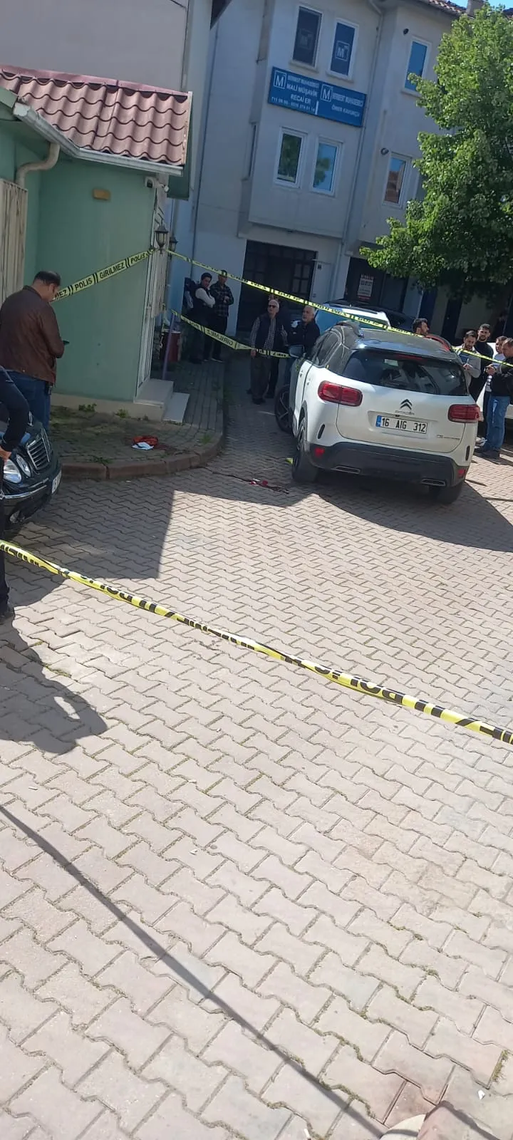 İnegöllü Tanınan İş İnsanı Hayatına Son Vermeye Çalıştı! (4)