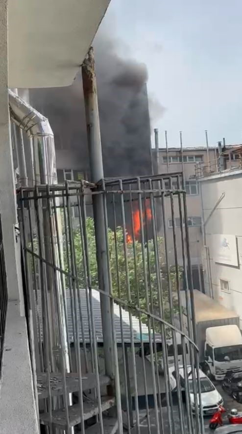 Kağıthane’de Motosiklet Tamirhanesinde Patlama 1 Ölü, 3 Yaralı (1)