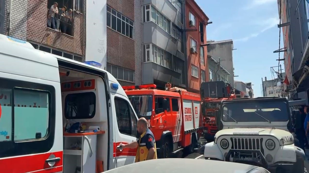 Kağıthane’de Motosiklet Tamirhanesinde Patlama 1 Ölü, 3 Yaralı (4)