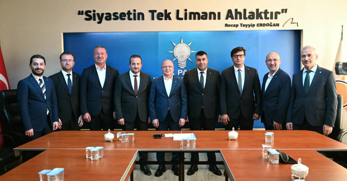 Karacabey’de Siyasi Dönüşüm! İyi̇ Partili 3 Meclis Üyesi Ak Parti'ye Katıldı (3)