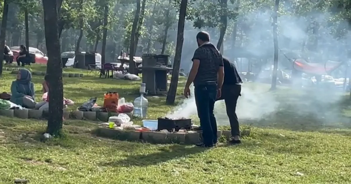 Sıcaklık 35 Dereceyi Aşınca Bursalılar Plajlara Ve Piknik Alanlarına Akın Etti (2)