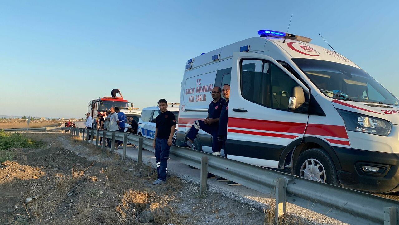 Adana'da, Dere Yatağında Erkek Cesedi Bulundu (1)