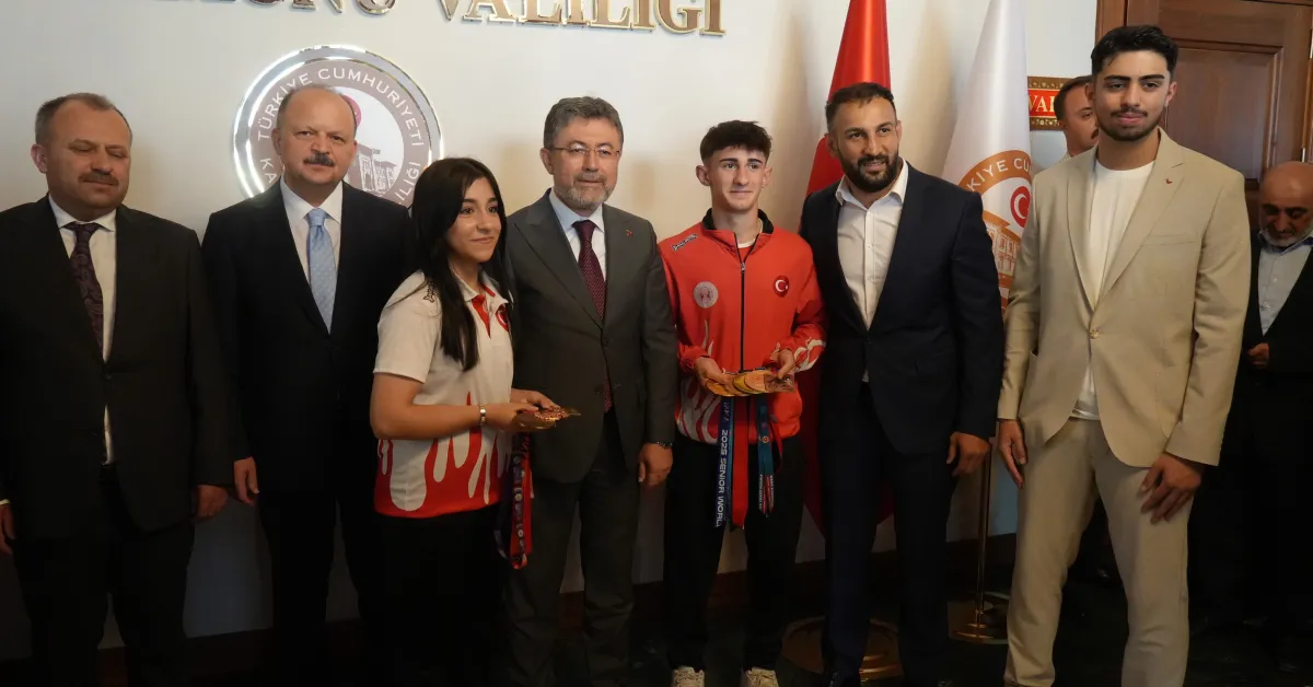 Bakan Yumaklı’dan Orman Yangınlarına Karşı Uyarı “Kesinlikle Ateş Yakmayın” (2)