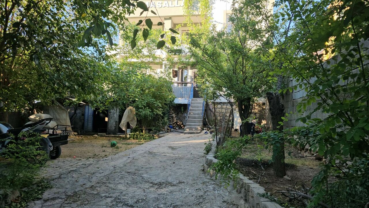 Çocuklarını Ve Kendisini Bıçakla Yaraladı (1)