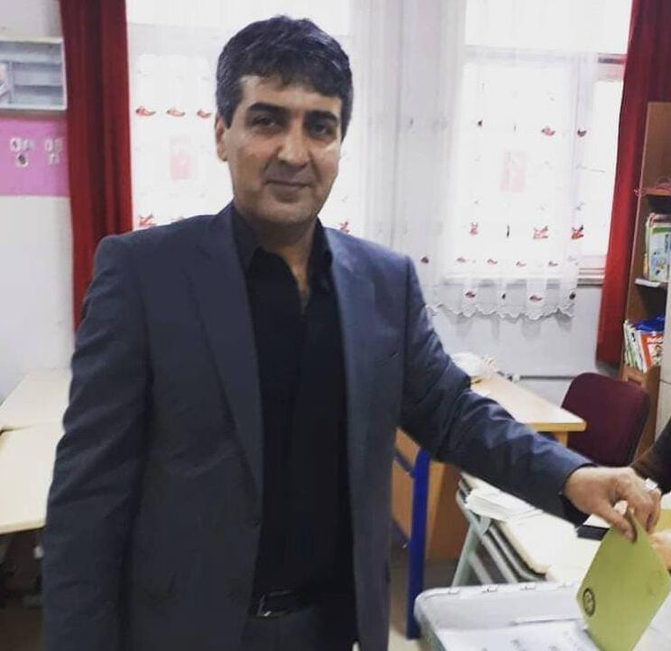 Diyarbakır'da Muhtarlar Derneği Başkanı Silahlı Saldırıda Hayatını Kaybetti