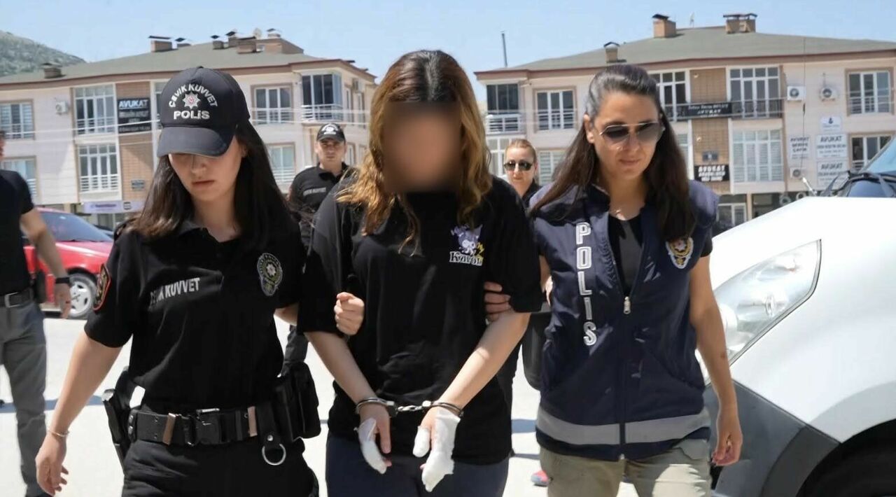 Evinin Kapısında Öldürülen Özge Bedir Cinayetine 3 Tutuklama (3)