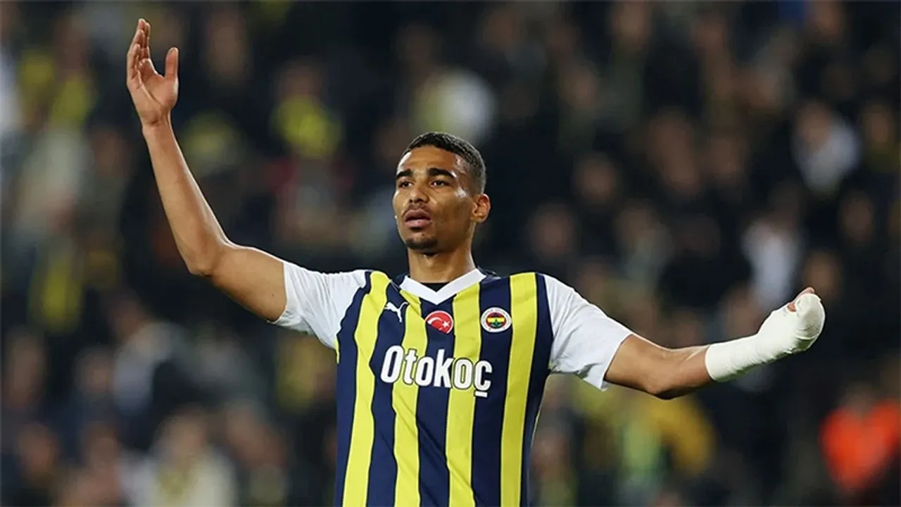 Fenerbahçe'de Beş Futbolcu Mourinho Varsa Biz Yokuz Dedi! (7)