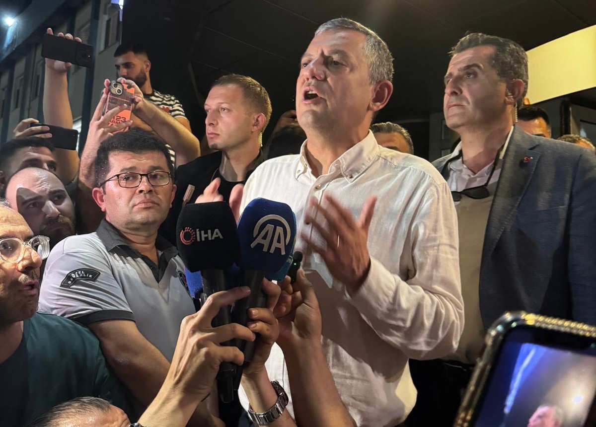 Ferdi Zeyrek'in Elektrik Çarpması Sonucu Kalbi Durdu! (4)