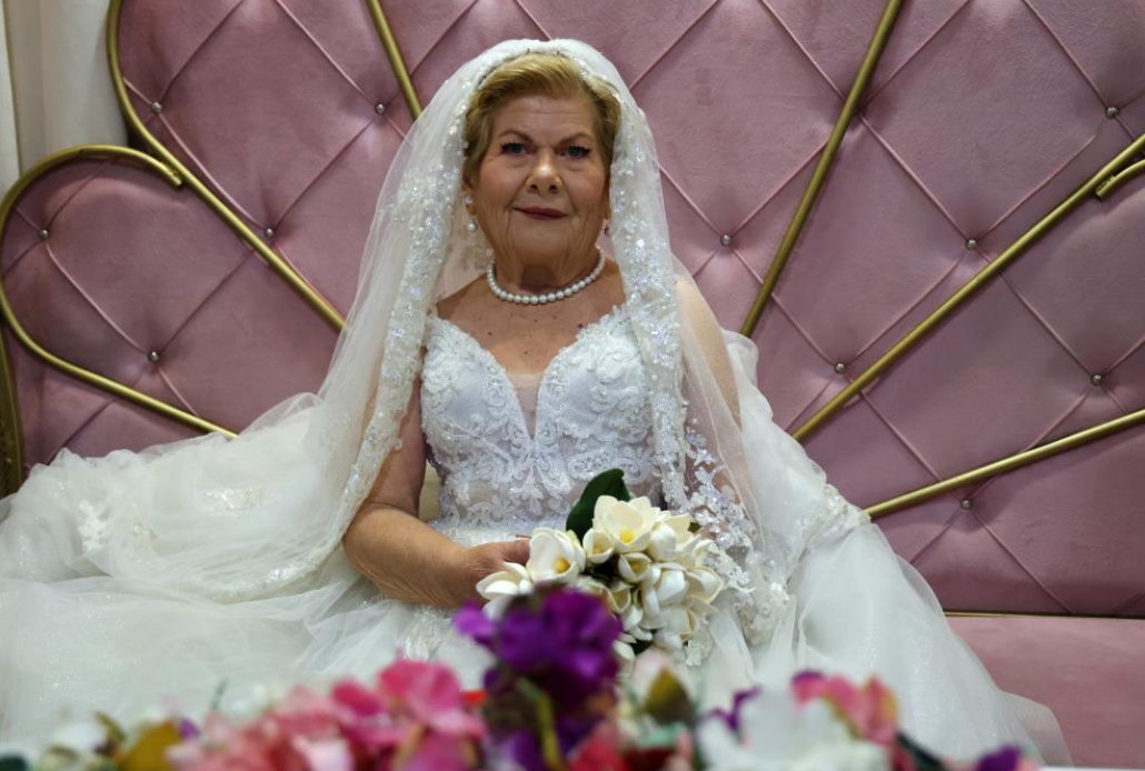 Geçen Yıl Gelinlik Giymişti, Bu Yıl Çalılıkta Ölü Bulundu! (1)