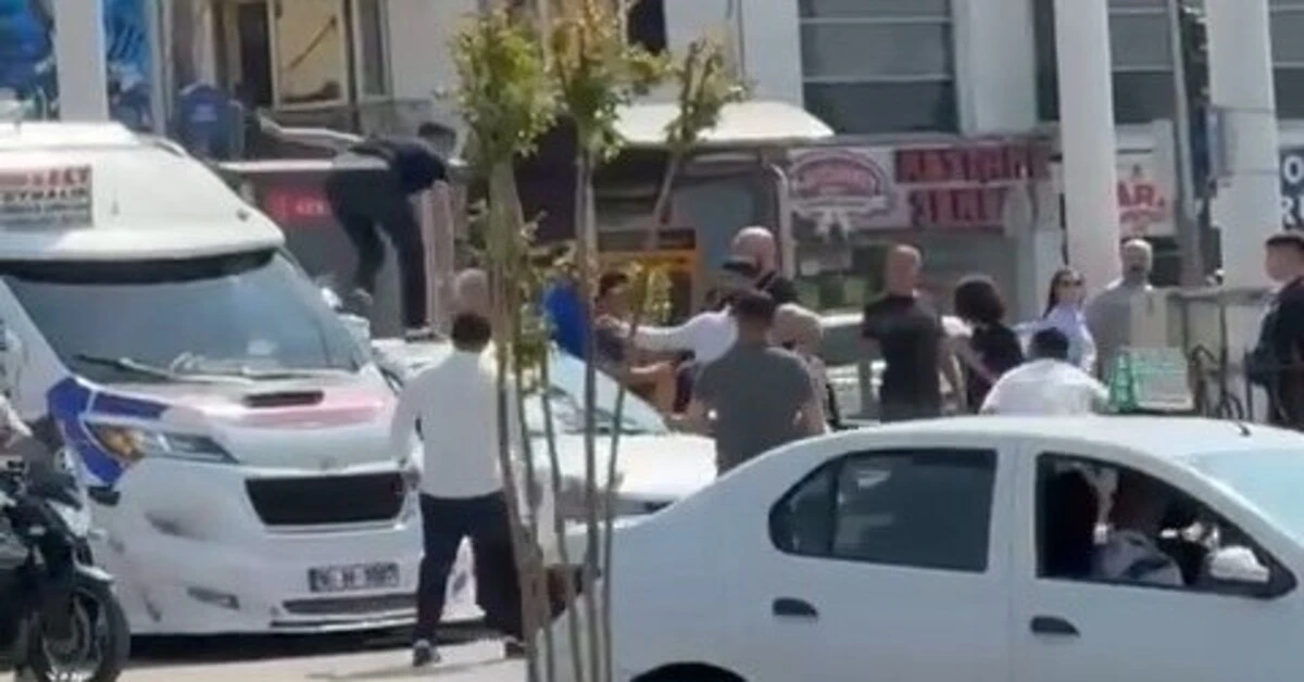 Genç Gazete Bursa'da Boks Ringlerini Aratmayan Kavga Kamerada-2