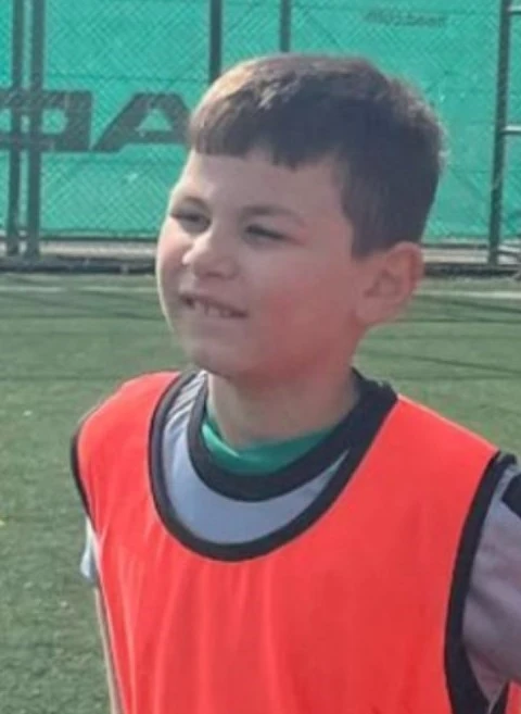 Genç Gazete Bursa'da Gölde Boğulan İki Küçük Kuzen Yan Yana Toprağa Verildi 4