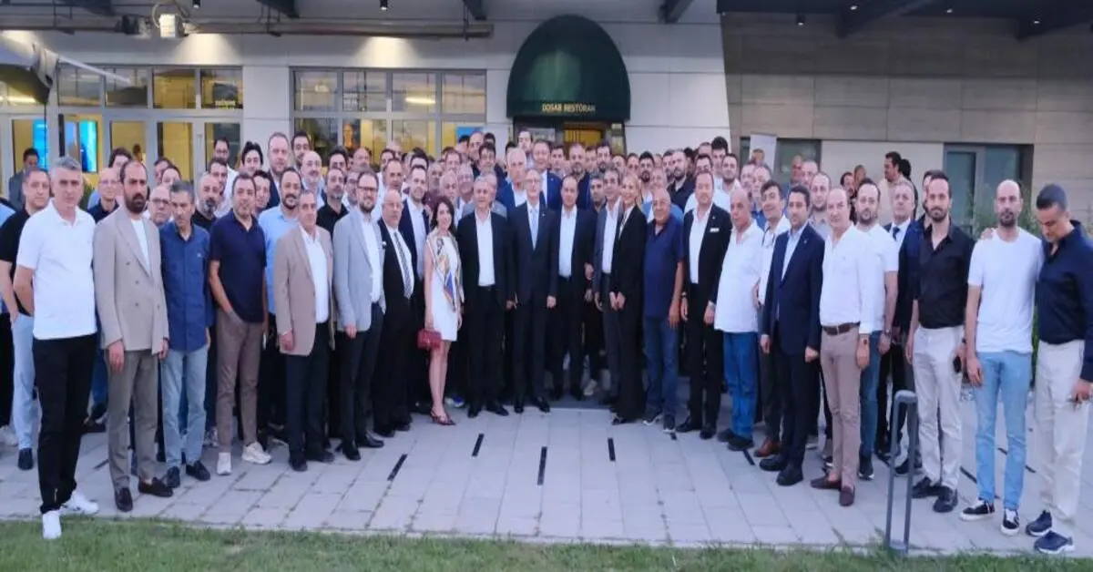 Genç Gazete Bursa’da Tetsi̇ad Başkan Adayı Murat Şahinler’e Yoğun İlgi