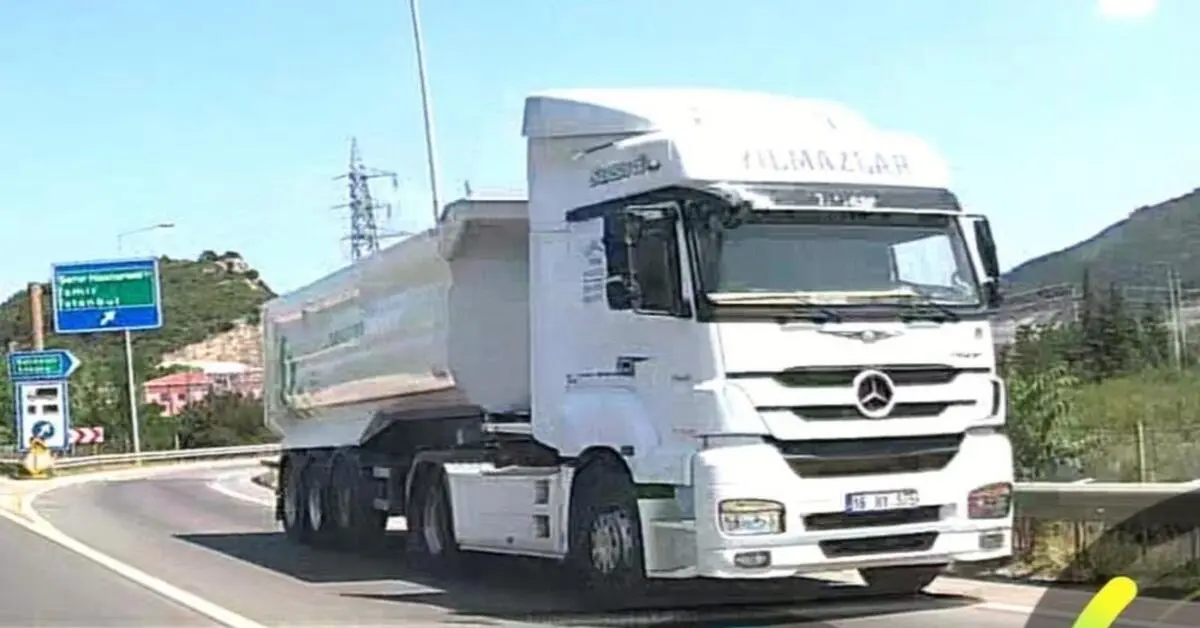 Genç Gazete Bursa’da Tır Sürücüsü Otobanda Ters Yöne Girdi 1