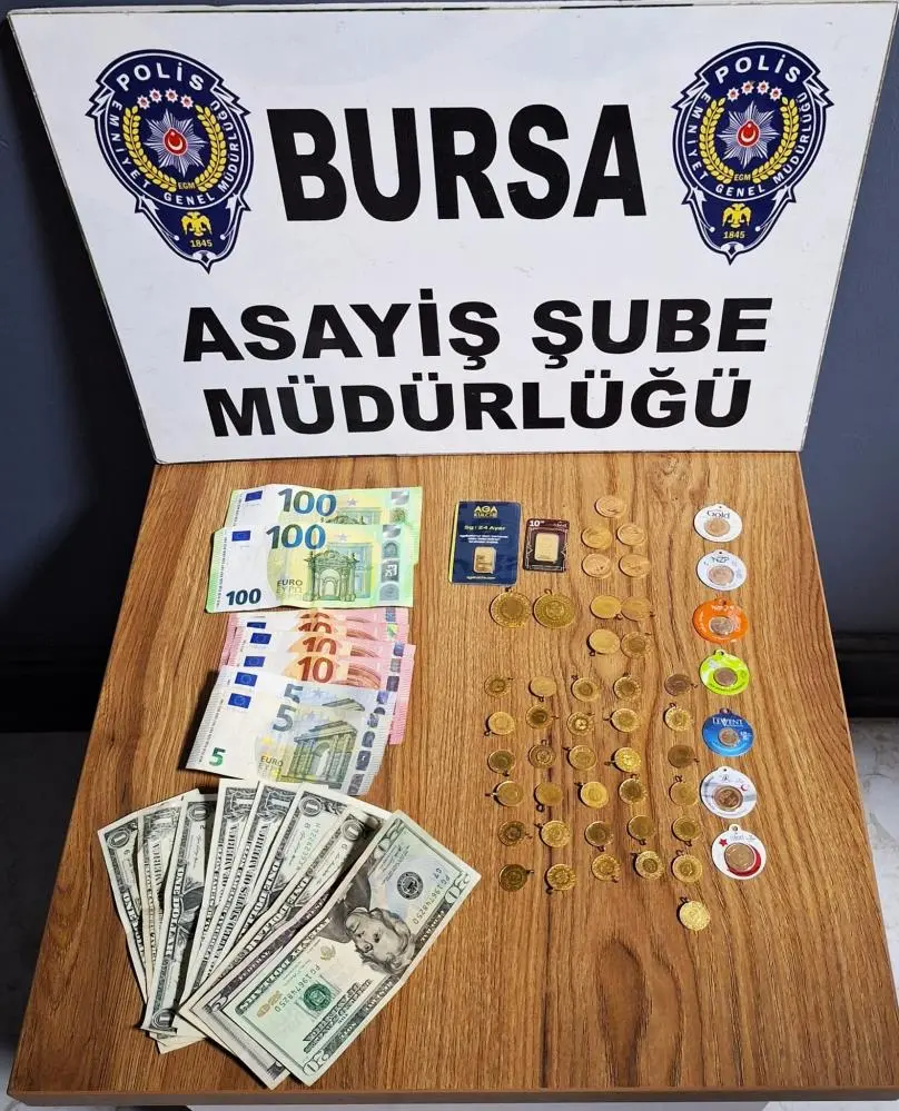 Genç Gazete Bursa'da Yaşlı Kadını Fetö Yalanıyla Kandırdılar, Altınlarını Çaldılar! 2