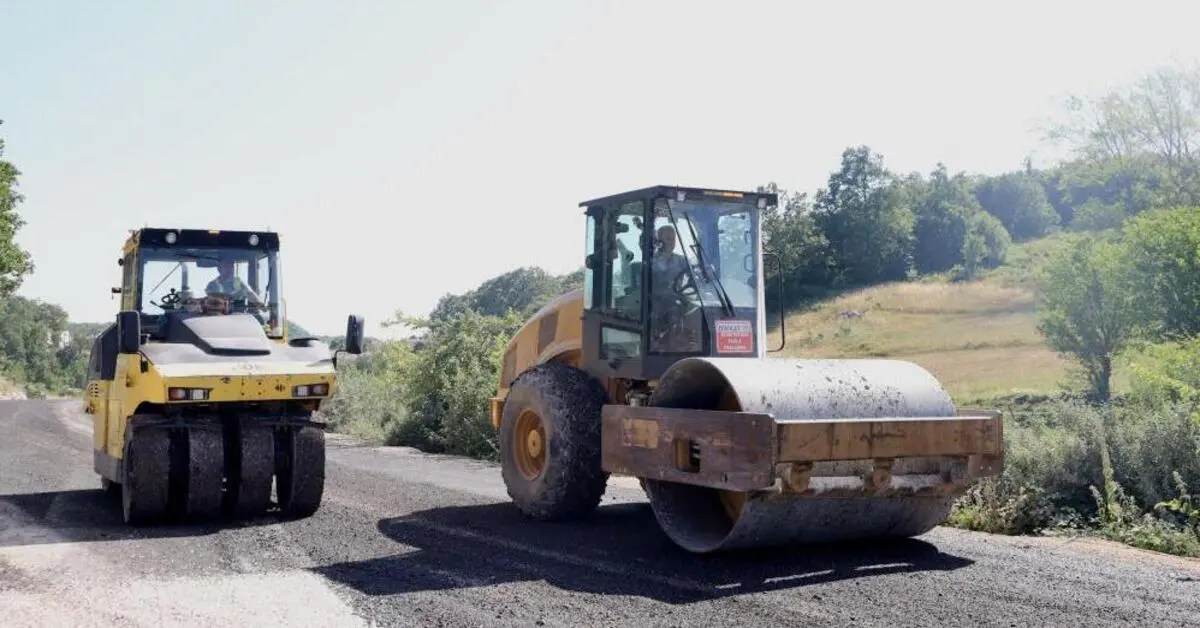 Genç Gazete Bursa'nın O İlçesinde 12.5 Kilometrelik Yol Ağı Yenileniyor