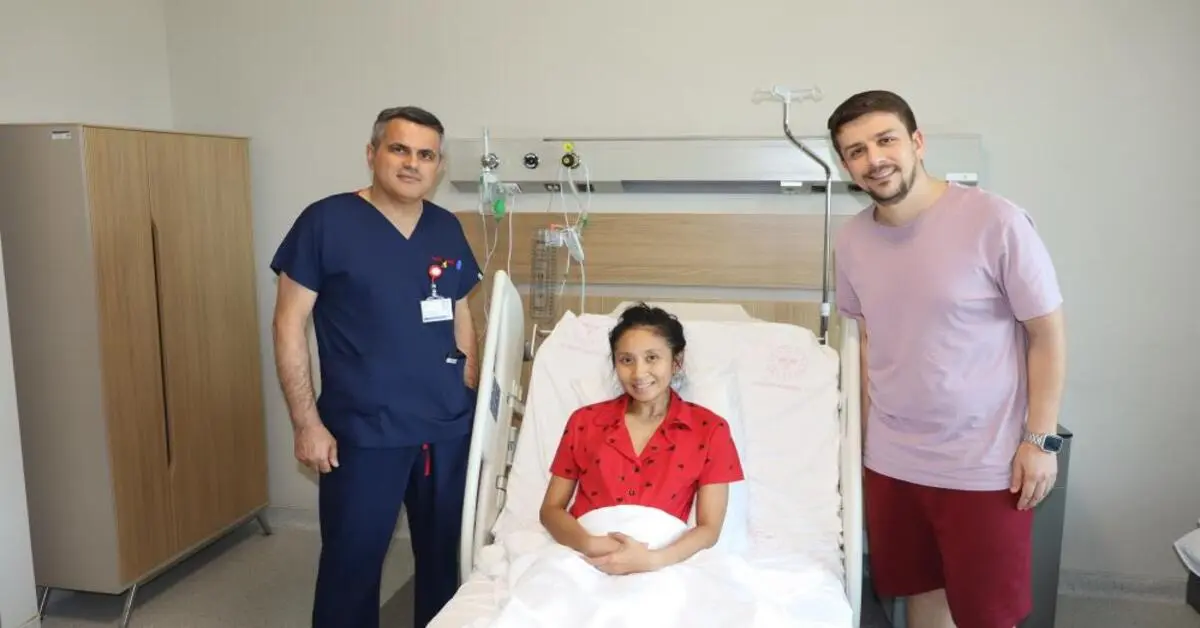 Genç Gazete Dubai’den Bursa’ya Şifa Yolculuğu Kalp Hastası Kadın Göğüs Açılmadan Ameliyat Edildi 2
