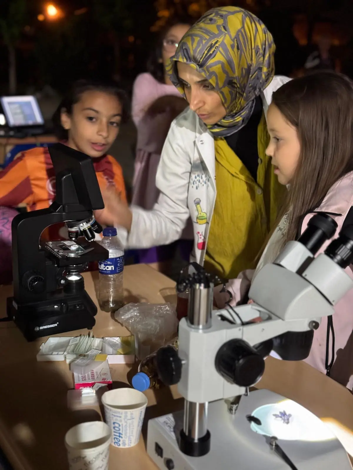 Genç Gazete Edebey’de Bilim Şöleni Müsi̇ad Saime Sultan'dan “Makro Alemden Mikro Aleme” Etkinliği 2