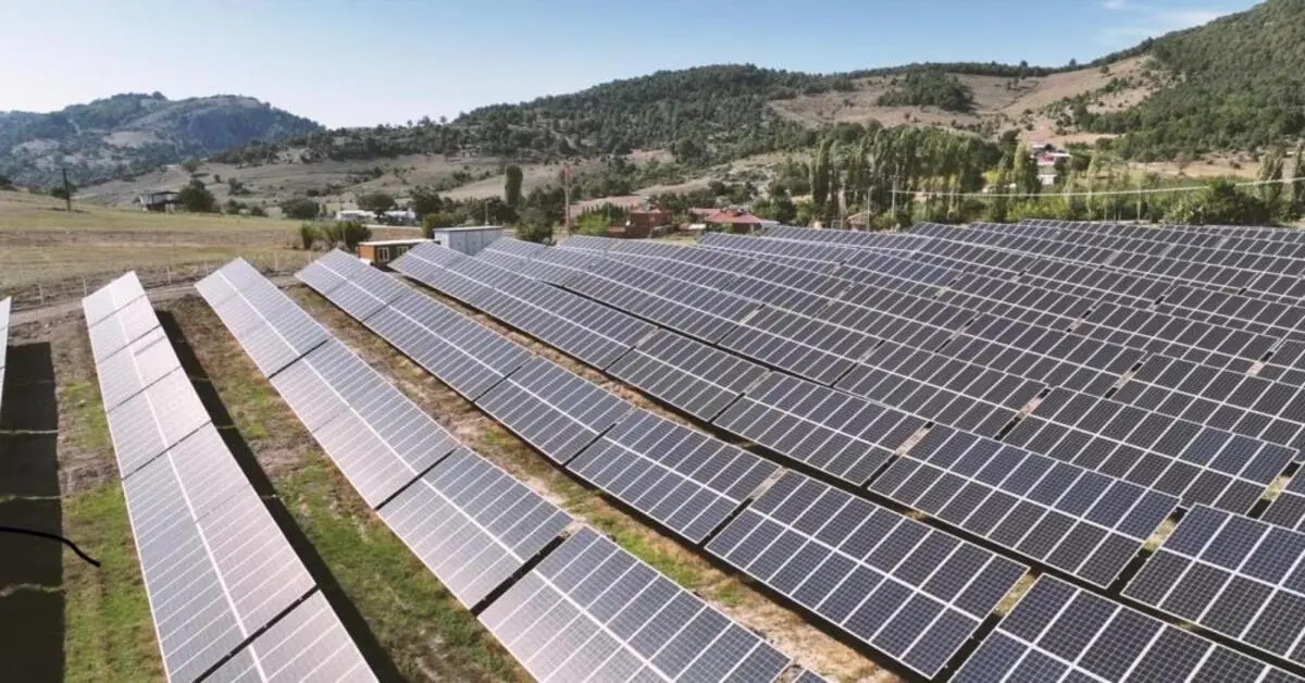 Genç Gazete Gürsu Belediyesi Güneşten Kazanıyor Elektrik İhtiyacının 5 Katı Üretim, 12 Milyon Tl Gelir 2