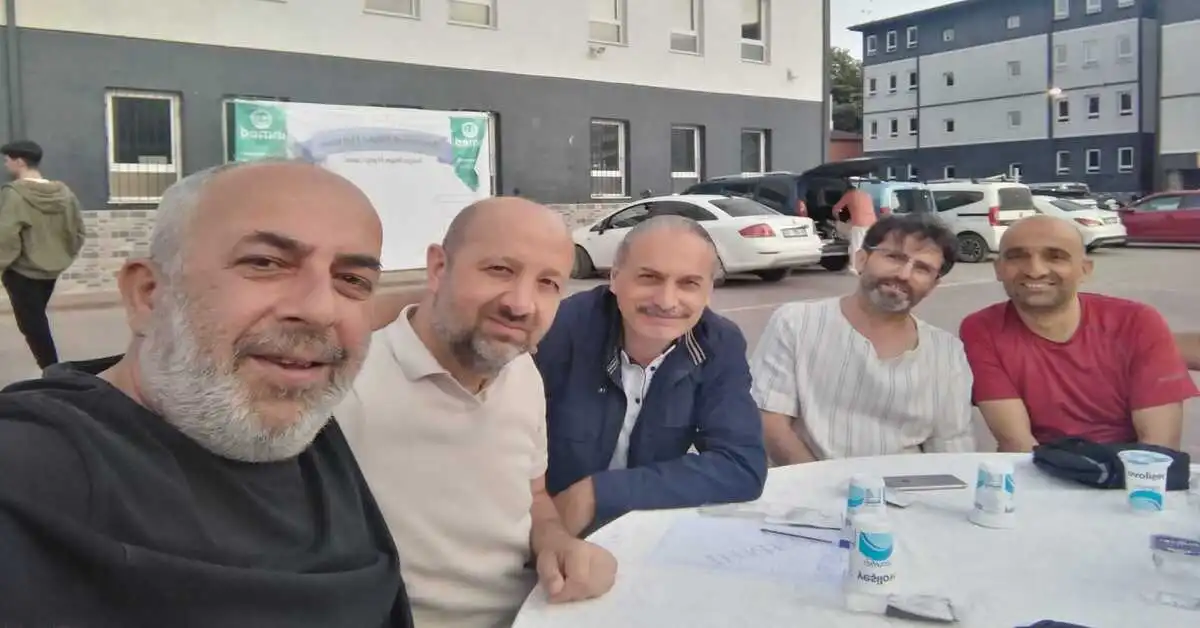 Genç Gazete İhmed Mezuniyet Pilavı İnegöl’de Gönülleri Bir Araya Getirdi 4