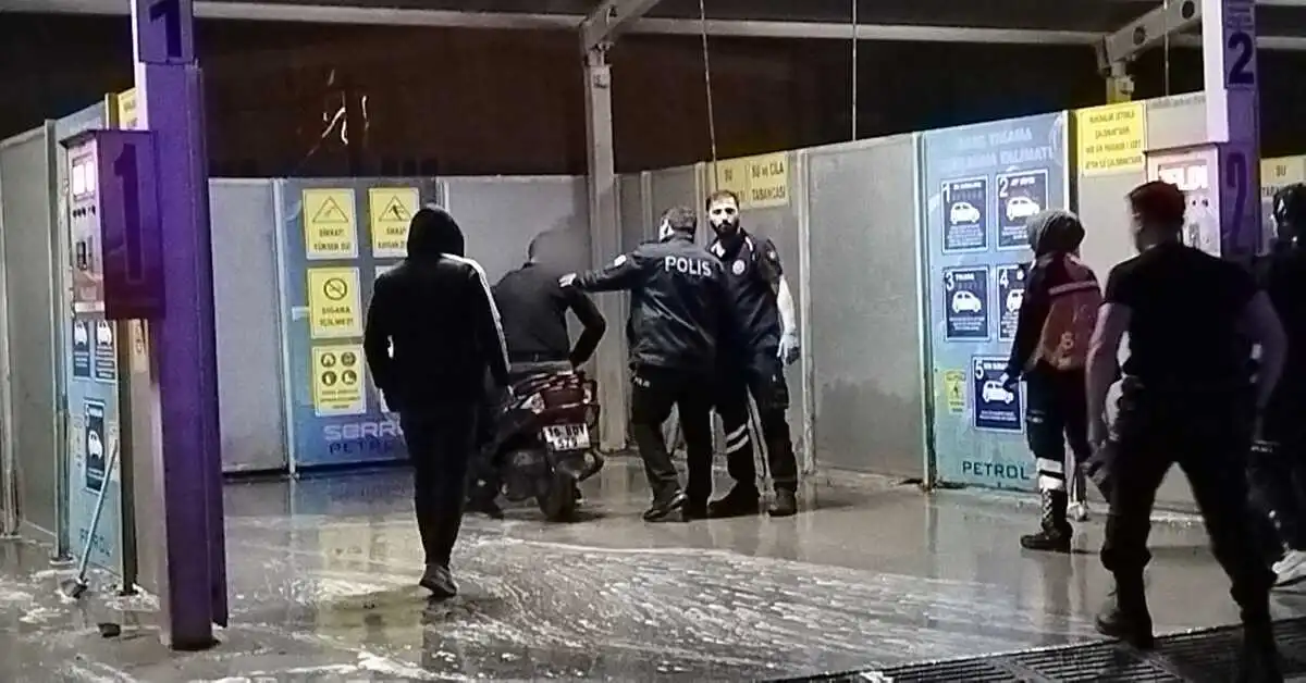 Genç Gazete İnegöl'de Akaryakıt İstasyonunda 2 Kişi Baygın Halde Bulundu