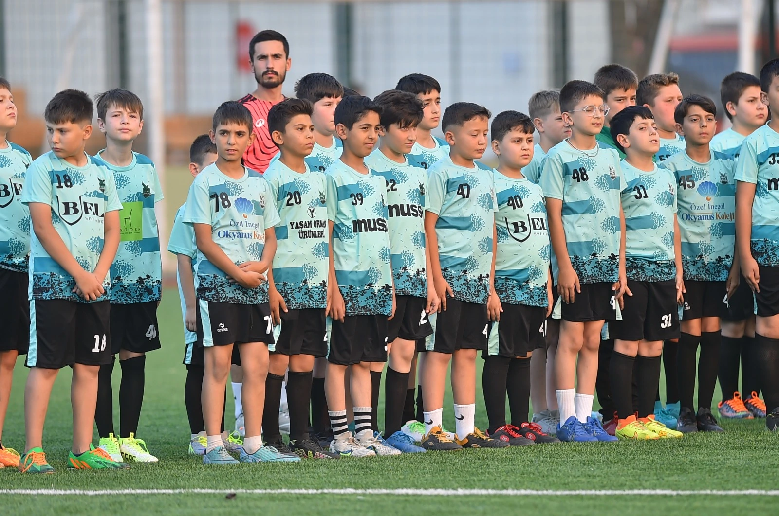 Genç Gazete Kafkasspor Yaz Futbol Okulu Başladı 600 Minik Sporcu Sahada 1