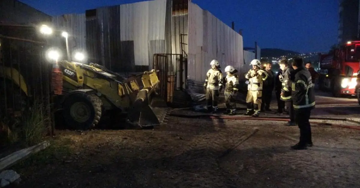 Genç Gazete Kütahya’da Tahta Palet Atölyesinde Yangın 2