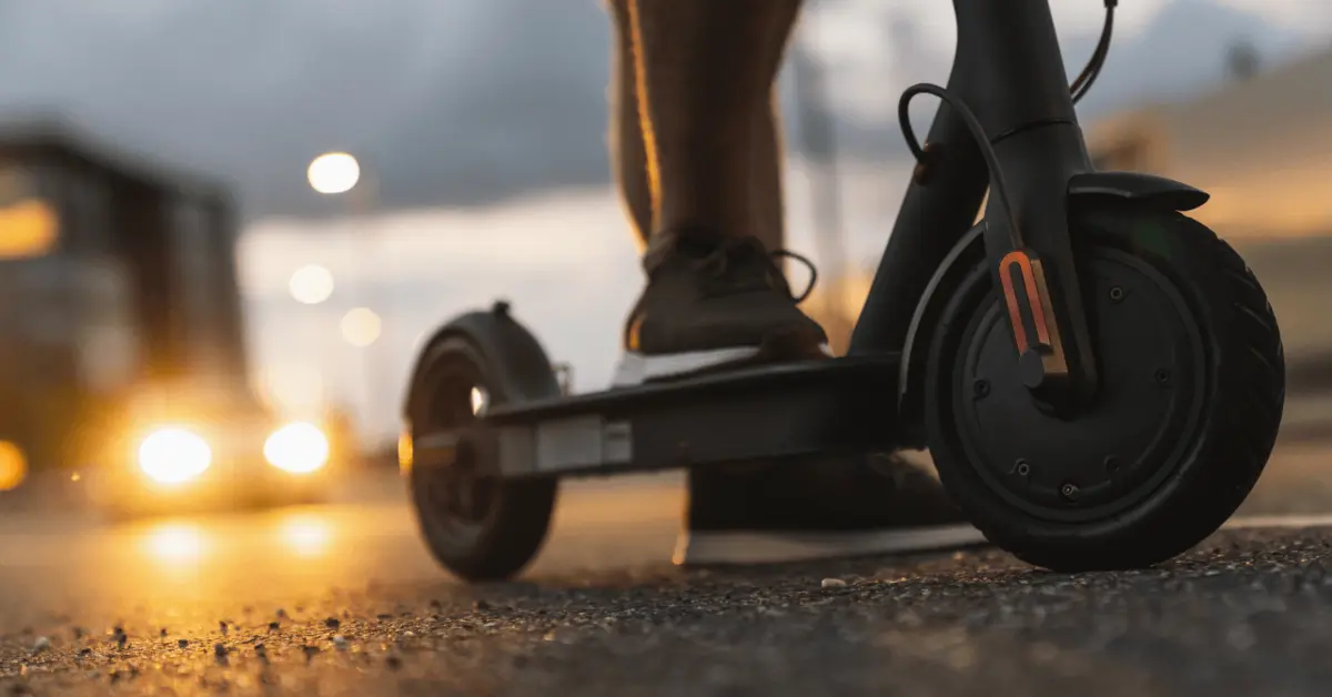 Genç Gazete Şehir İçi Ulaşımda Devrim Mi Geliyor Elektrikli Scooterlar Neden Bu Kadar Popüler Ve Ne Kadara Mal Oluyor