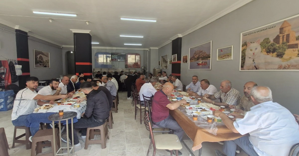 Genç Gazete Van İlder, Bayram Sofrasında Birlik Mesajı Verdi 2